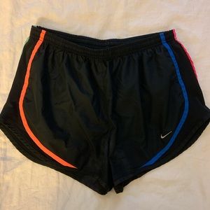 Nike Shorts size L
